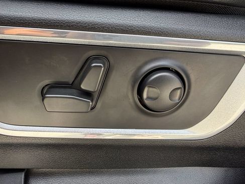 Used 2022 RAM 1500 Laramie RWD image 26
