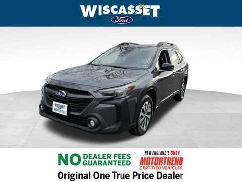 Used 2023 Subaru Outback Premium image 16
