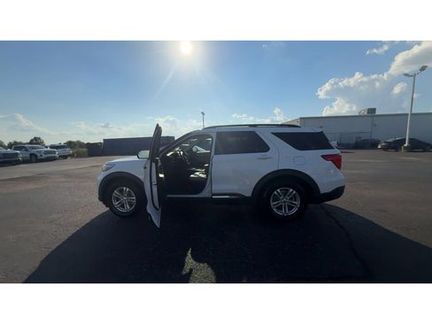 Used 2020 Ford Explorer XLT w/ Equipment Group 202A RWD image 6