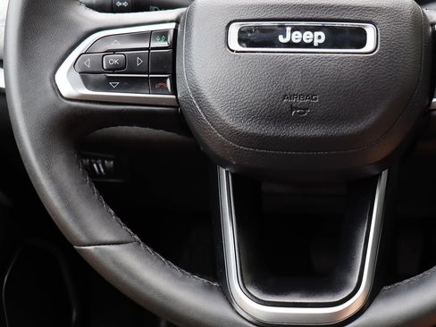 Used 2024 Jeep Compass Latitude AWD/4WD image 53