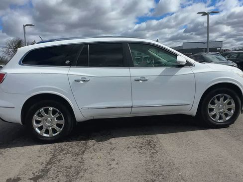 Used 2017 Buick Enclave Leather image 9