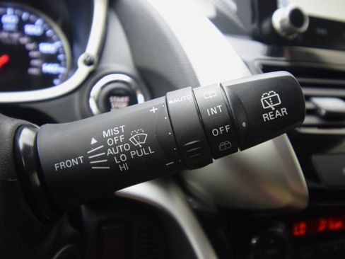 Used 2025 Mitsubishi Eclipse Cross SE AWD/4WD image 32