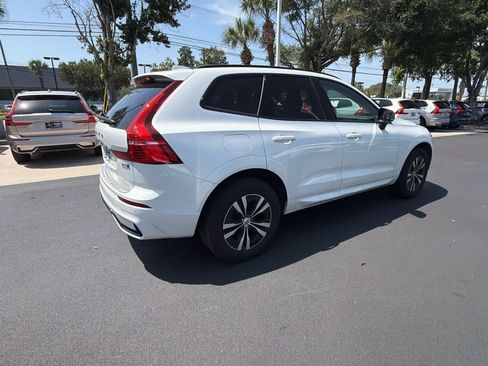 Certified 2024 Volvo XC60 B5 Core w/ Protection Package Premier AWD/4WD image 53