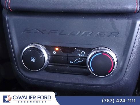 Certified 2025 Ford Explorer ST-Line AWD/4WD image 11