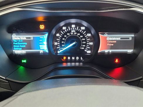 Used 2020 Ford Fusion SE image 45