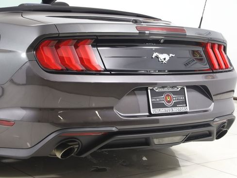 Used 2020 Ford Mustang Convertible RWD image 24