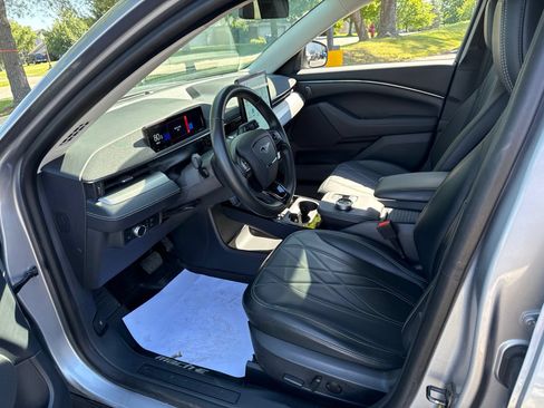 Used 2021 Ford Mustang Mach-E Select AWD/4WD image 19