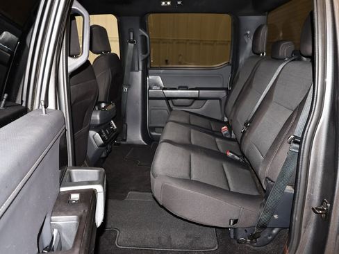 Certified 2021 Ford F150 XLT w/ Equipment Group 302A High image 16