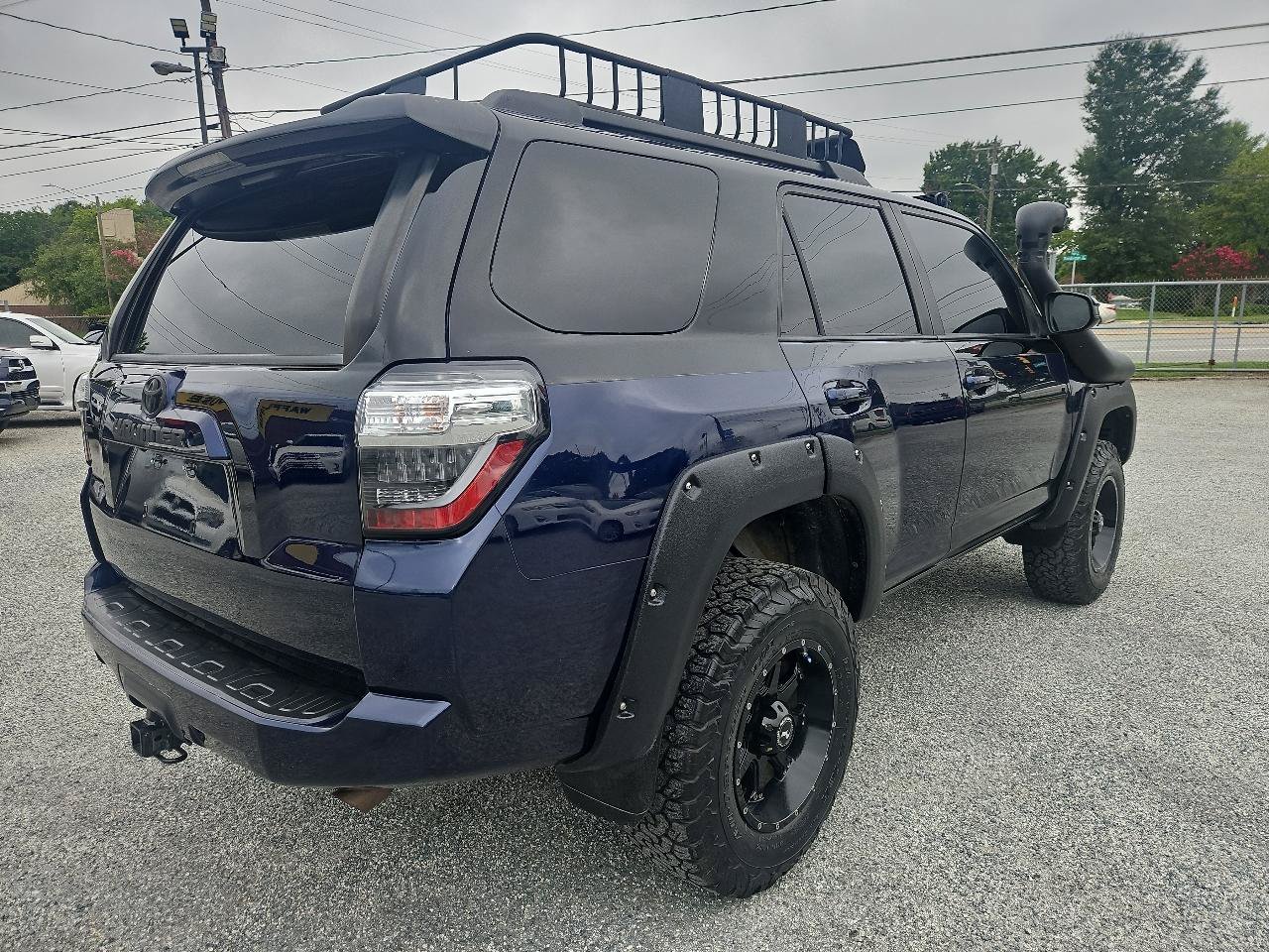 Used 2014 Toyota 4Runner SR5 AWD/4WD image 7