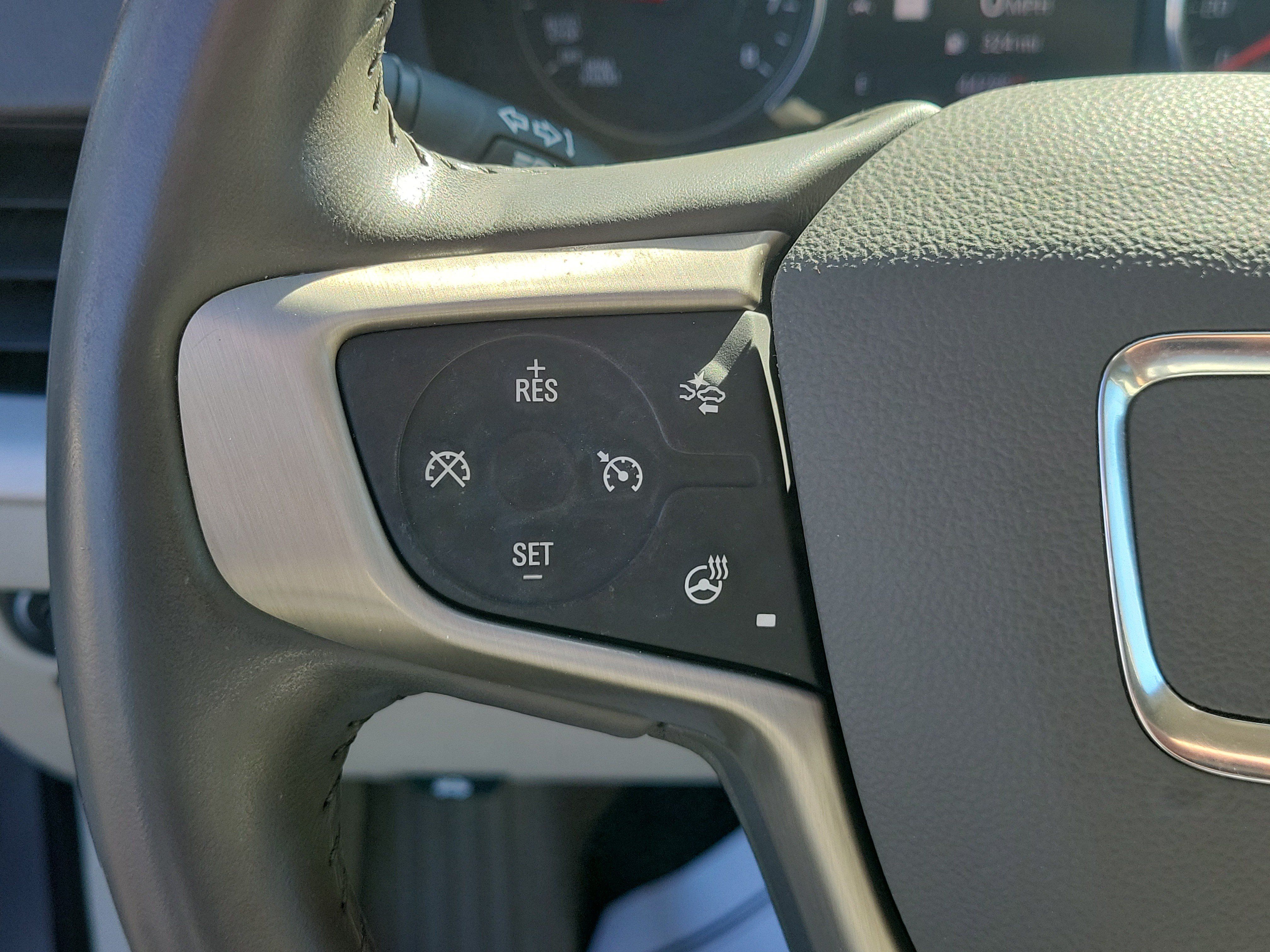 Used 2020 GMC Terrain Denali w/ Denali Premium Package FWD image 23