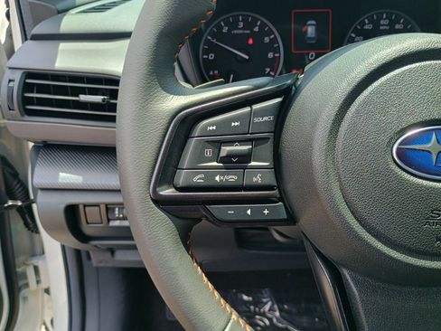 New 2025 Subaru Crosstrek 2.5i Limited w/ Popular Package #3A image 17