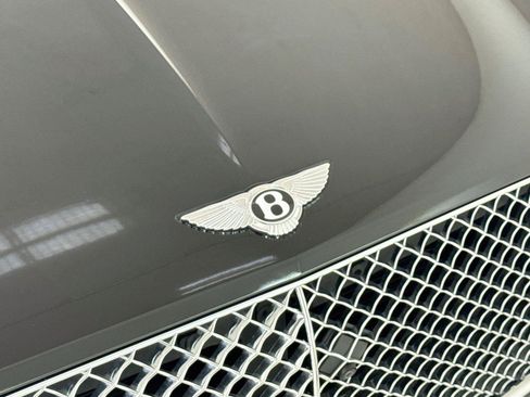 Used 2023 Bentley Continental GT V8 AWD/4WD image 32