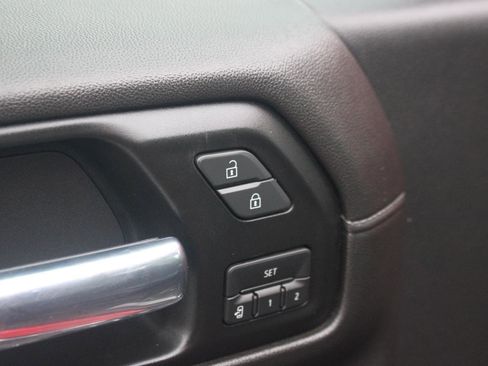 Used 2019 GMC Sierra 1500 SLT w/ SLT Premium Package AWD/4WD image 16