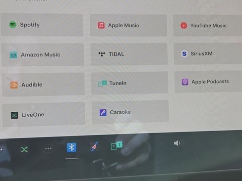 Used 2022 Tesla Model Y Performance image 16