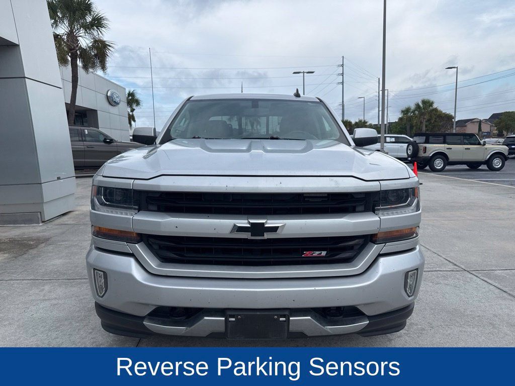 Used 2018 Chevrolet Silverado 1500 LT w/ All Star Edition AWD/4WD image 4