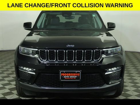 Used 2023 Jeep Grand Cherokee 4WD 4xe image 11
