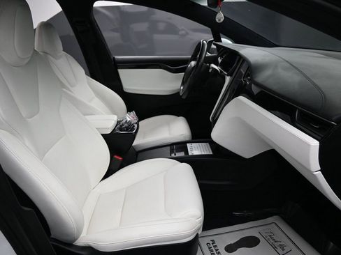 Used 2021 Tesla Model X Long Range image 37