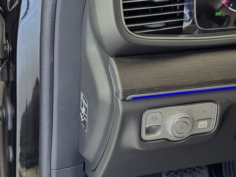 New 2025 Mercedes-Benz GLE 580 4MATIC image 10