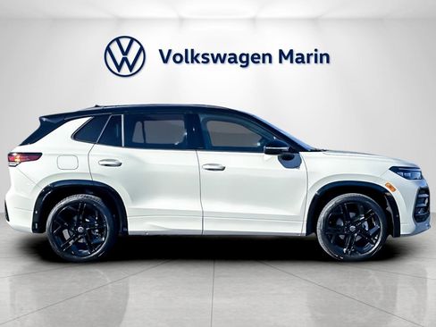 New 2026 Volkswagen Tiguan SE R-Line image 6