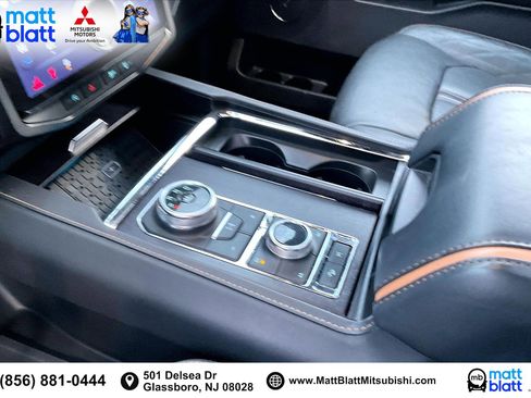 Used 2023 Ford Expedition Max Platinum image 13