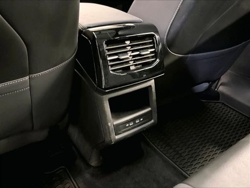 Used 2023 Volkswagen ID.4 Pro S image 38