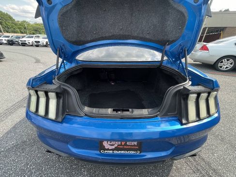 Used 2019 Ford Mustang GT w/ Equipment Group 301A RWD image 13