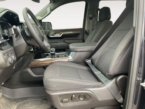 Used 2024 Chevrolet Silverado 1500 RST w/ Convenience Package II AWD/4WD image 9