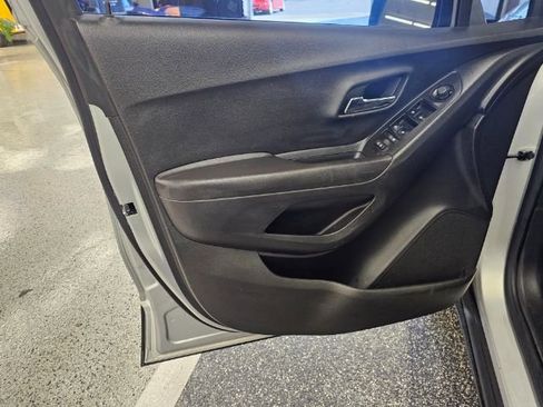 Used 2020 Chevrolet Trax LS w/ Tint and Cruise Package image 23