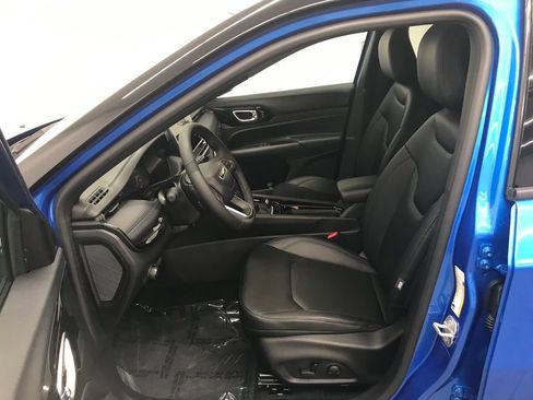 New 2026 Jeep Compass Limited image 12