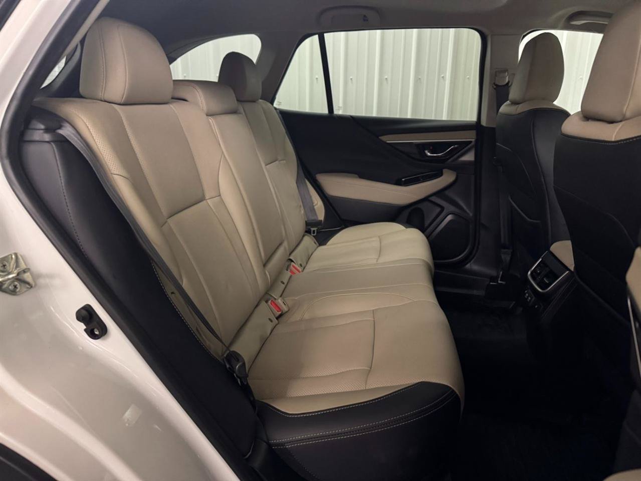 Used 2020 Subaru Outback Limited AWD/4WD image 12