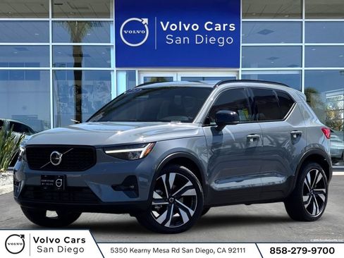 Certified 2023 Volvo XC40 B5 Plus w/ Protection Package Premier AWD/4WD image 1