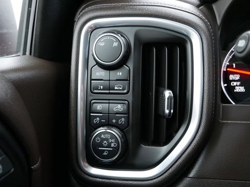 Used 2019 Chevrolet Silverado 1500 LTZ w/ LTZ Premium Package image 22