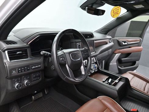 Used 2023 GMC Yukon XL Denali Ultimate image 19
