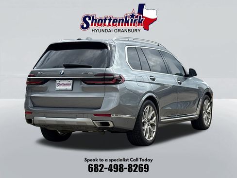 Used 2023 BMW X7 xDrive40i w/ Premium Package AWD/4WD image 6