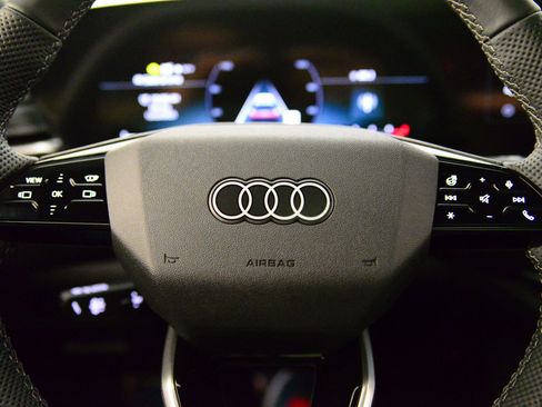 New 2025 Audi SQ5 Premium Plus image 13