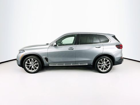 Used 2024 BMW X5 sDrive40i w/ Premium Package image 4