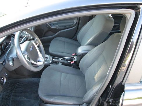 Used 2017 Ford Fiesta SE image 13