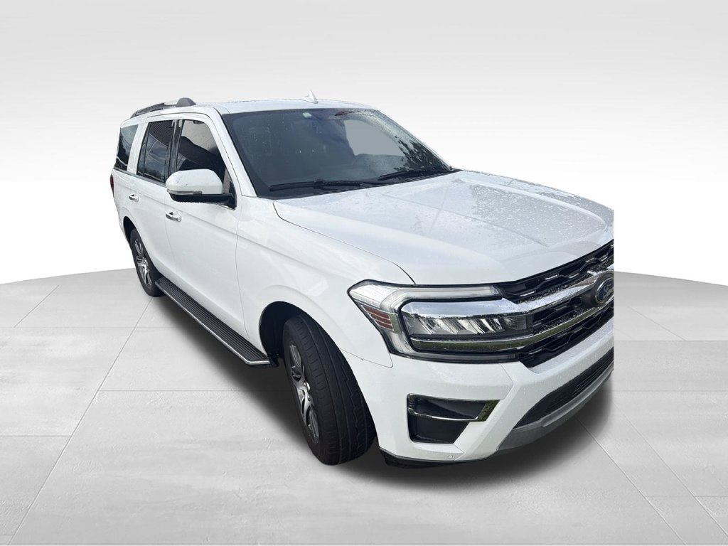 Used 2022 Ford Expedition Limited AWD/4WD image 3