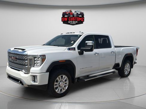 Used 2022 GMC Sierra 2500 Denali AWD/4WD image 3
