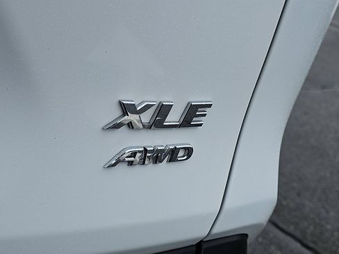 Used 2024 Toyota RAV4 XLE image 32