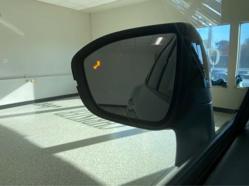 Used 2025 Nissan Murano SL w/ Cargo Package image 43