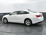 Used 2020 Chevrolet Malibu LS image 3
