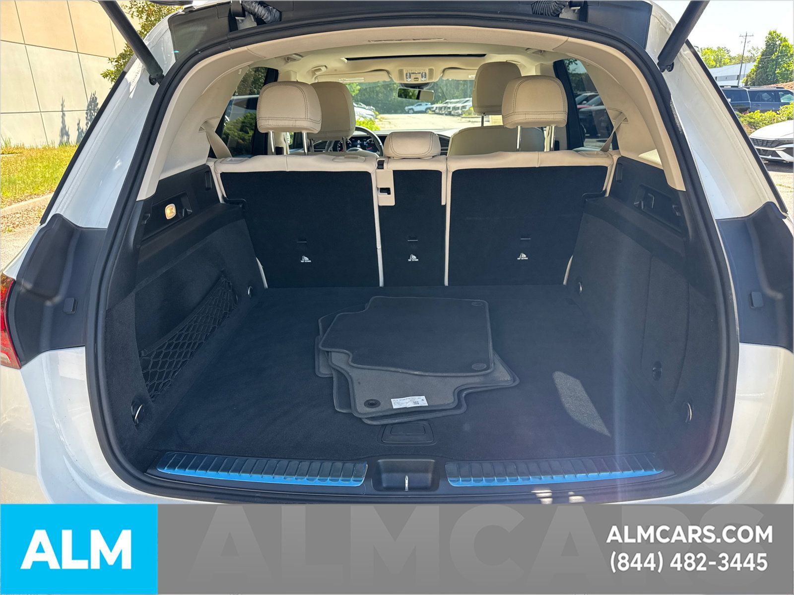 Used 2023 Mercedes-Benz GLE 350 4MATIC w/ Premium Package image 21