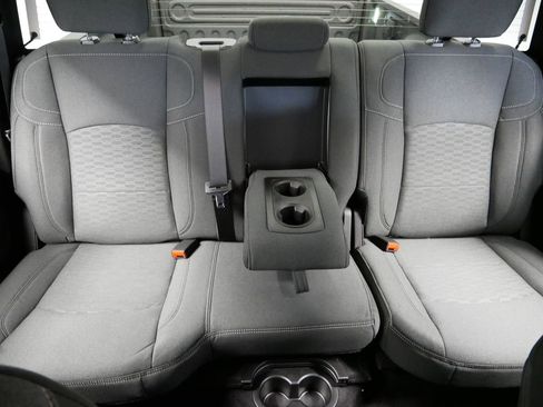 New 2026 RAM 2500 Big Horn AWD/4WD image 19