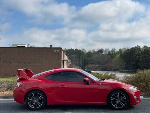 Used 2015 Scion FR-S image 8