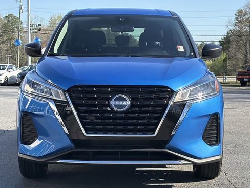 Certified 2024 Nissan Kicks S image 3