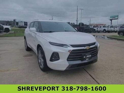 Certified 2020 Chevrolet Blazer Premier w/ Driver Confidence II Package FWD image 3