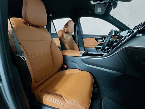 Used 2026 Mercedes-Benz GLC 300 GLC 300 image 6