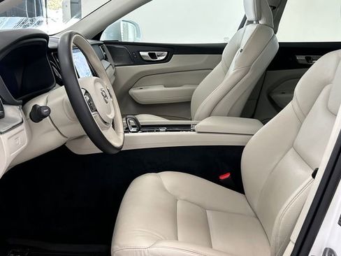 Certified 2023 Volvo XC60 B5 Plus w/ Climate Package image 10