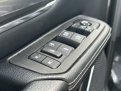 Used 2026 RAM 1500 Laramie AWD/4WD image 23